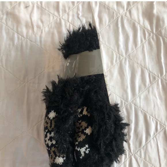 BearPaw Slipper Socks 🧦 NWT - Picture 4 of 8